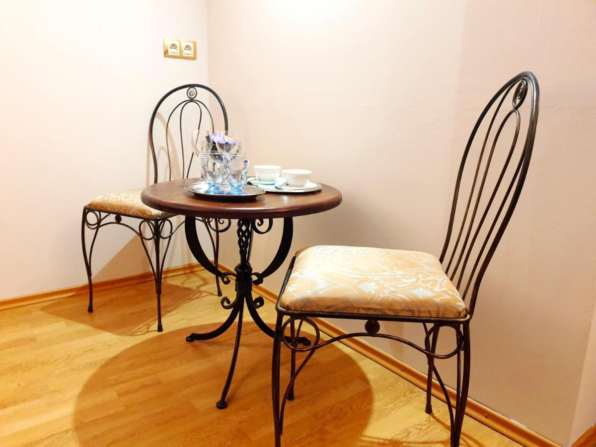 Penzion A Restauracia Toldi Galanta Ngoại thất bức ảnh